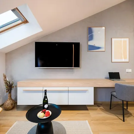 Apartment Horizon Na Dolach - Luxury Near The Vistula River *