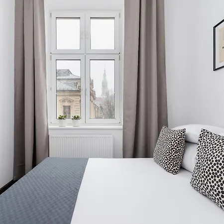 Apartment 3 Bedroom - Rynek Podgorski 15