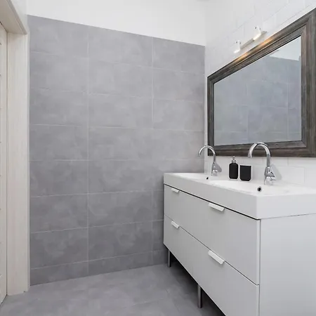 Apartment 3 Bedroom - Rynek Podgorski 15 Krakow