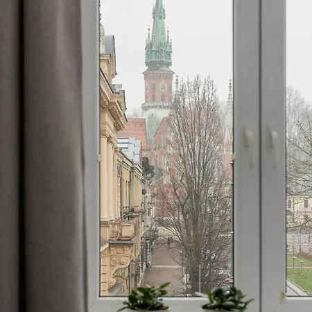 Apartment 3 Bedroom - Rynek Podgorski 15 *