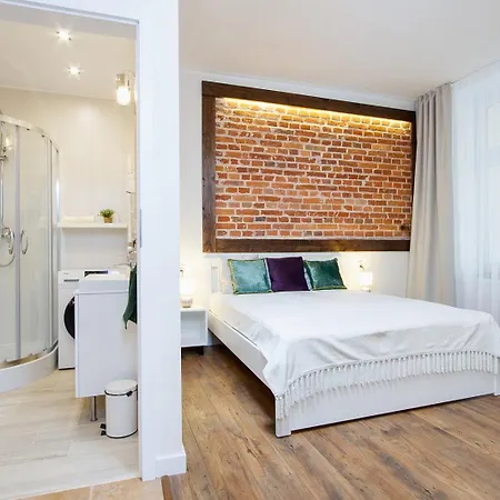 For Two-jewish Quarter-starowislna 54 *