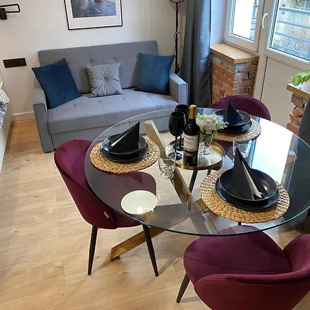 Konarskiego Apartment