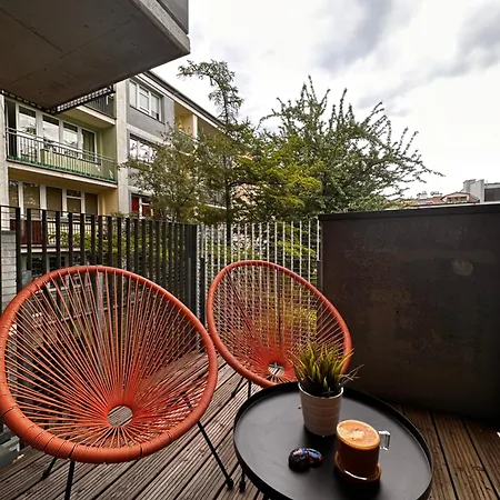 Lux Centre Apartment *