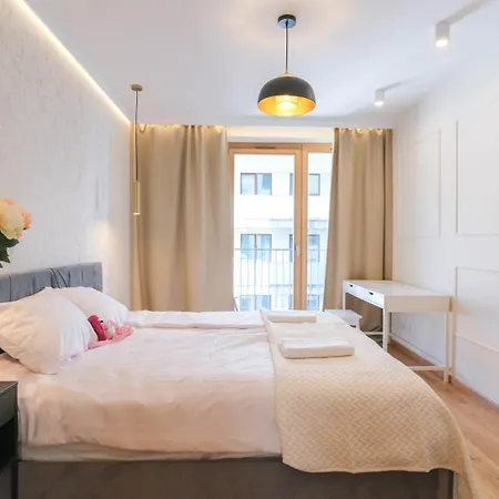 Luxury Free Parking Wawel Castle 2 Minutes Apartament