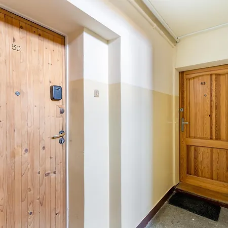 Park Tysiaclecia Grey Studio Apartment *