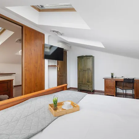 Asnyka Rodzinny Apartament W Centrum Krakowa By Renters Krakow