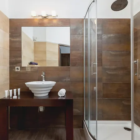 Asnyka Rodzinny Apartament W Centrum Krakowa By Renters *