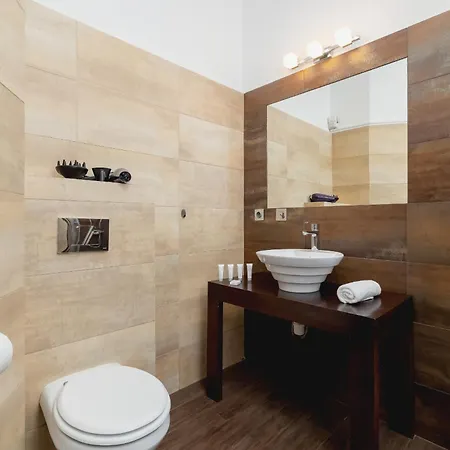 Apartment Asnyka Rodzinny Apartament W Centrum Krakowa By Renters Krakow