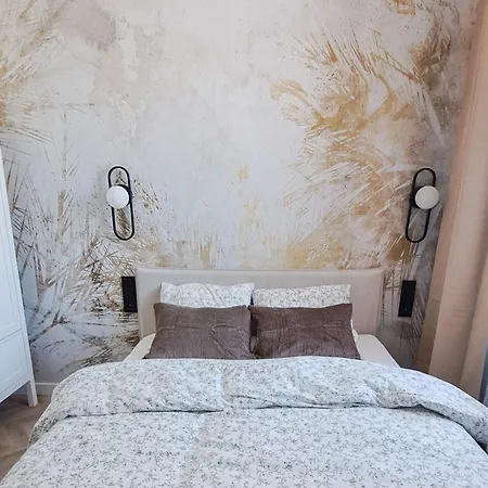 Lion - Platinium Krakow