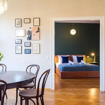 Appartamento Tyzenhauz Grand