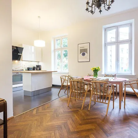 Apartment By Tyzenhauz
