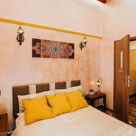 Shahrazad Apartament *