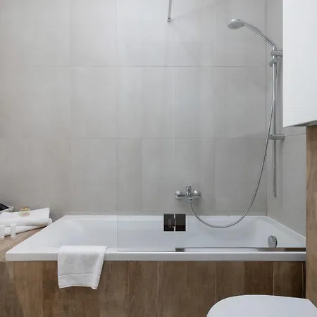 Z Klimatyzacja Na Krakowskim Kazimierzu By Renters Apartment Krakow