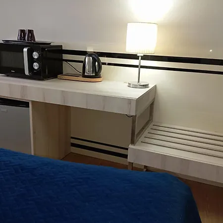 Kontrast Aparthotel 4*