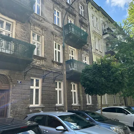 Vintage Charm In Old Town Jozefa Sarego A Apartment