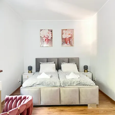 Large 2 Bedrooms And Living Room, Kazimierz District * Kraków