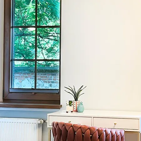 Large 2 Bedrooms And Living Room, Kazimierz District Apartament