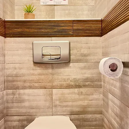 Large 2 Bedrooms And Living Room, Kazimierz District *