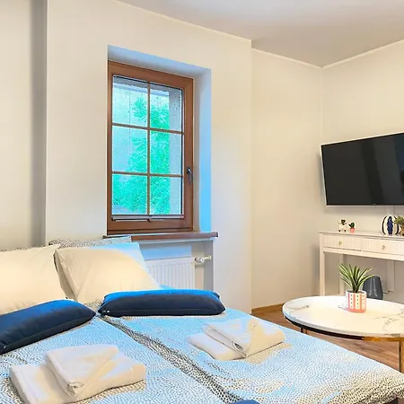 Large 2 Bedrooms And Living Room, Kazimierz District Apartament