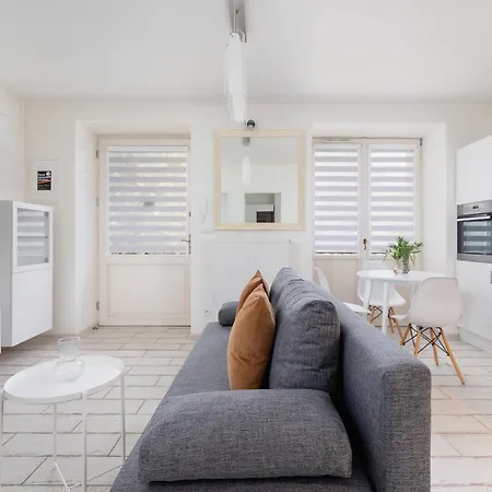 Apartment One Bedroom In The Centre - Sarego 16
