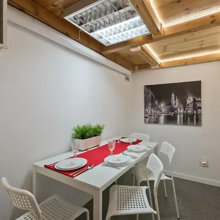 2-bedroom - 51 Dietla Street Apartment
