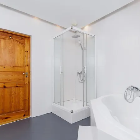 Apartment Two Bedroom - Dietla 51 Street