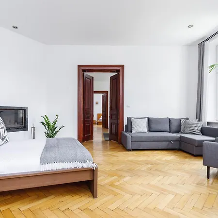 Apartment Two Bedroom - Dietla 51 Street *