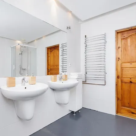 Two Bedroom - Dietla 51 Street Apartment Krakow