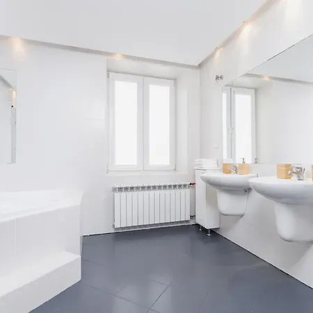 Two Bedroom - Dietla 51 Street Krakow