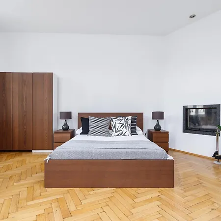 Two Bedroom - Dietla 51 Street Apartment *