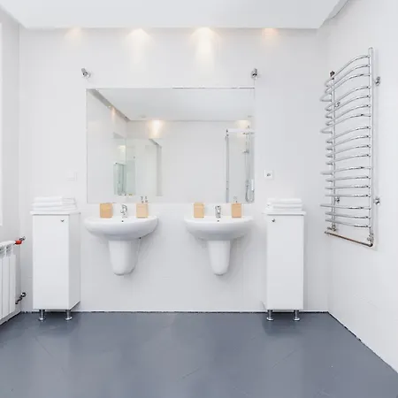 Two Bedroom - Dietla 51 Street Apartment *