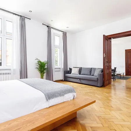 Two Bedroom - Dietla 51 Street Apartment Krakow