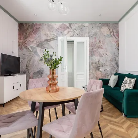 Two Bedroom - Dietla 11 Apartament