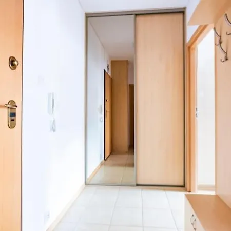 Apartment Przytulne M2 W Apartamentowcu *