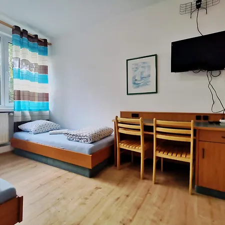 Hostel Plus