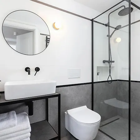 Old Town - Modern - 7 Gertrudy Street Apartment