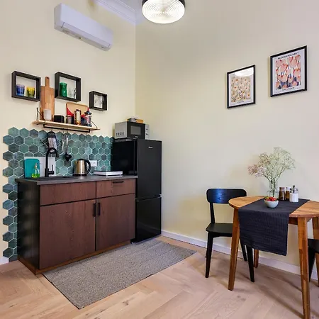 Apartment Yellow - Kochanowskiego Krakow