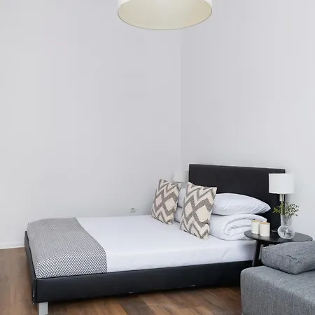 2-bedroom - Dluga 65 Street Apartment