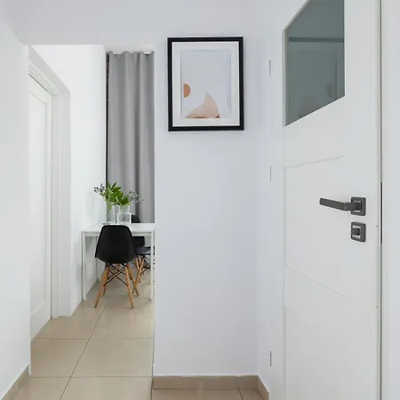 2-bedroom - Dluga 65 Street Apartment Krakow