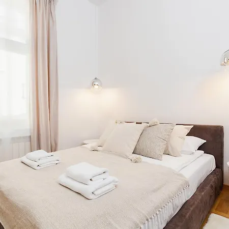 Main Square - Private Parking - Sw Krzyza 16 Apartament