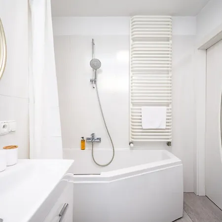 Rentplanet - Twardowskiego Apartament