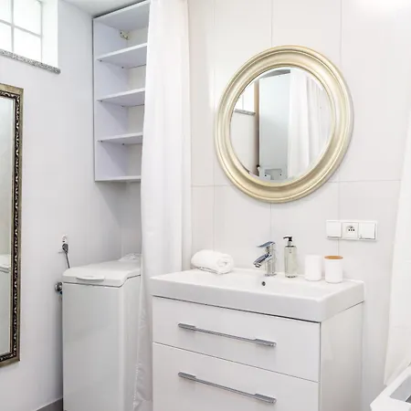 Rentplanet - Twardowskiego Apartament Kraków