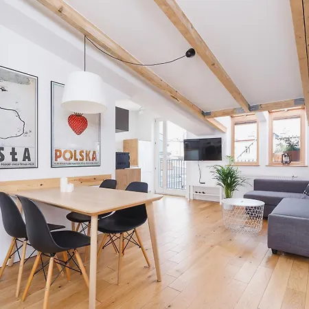 2 Bedroom With Terrace- Pilsudskiego 11 Kraków