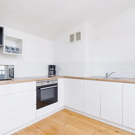 2 Bedroom With Terrace- Pilsudskiego 11 Apartament Kraków