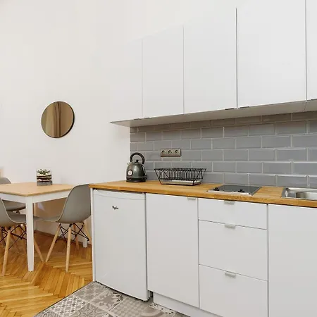 Main Square - Szpitalna 6 Street Apartment Krakow