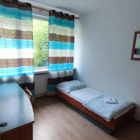 Hostel Plus