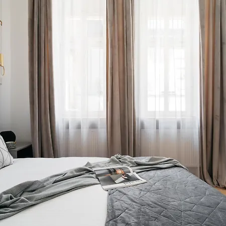 Old Town Oasis - Loftaffair Appartement