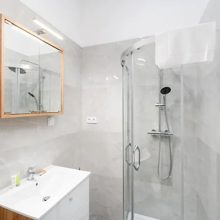 Starowislna City Centre Apartment *