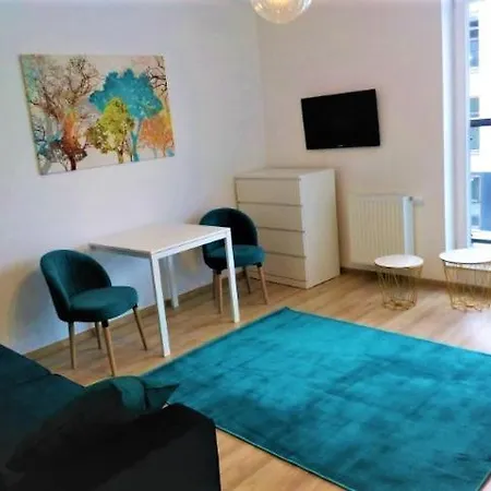 Apartment Apartament 2-osobowy Przy Plywajacych Basenach Zakrzowek Krakow