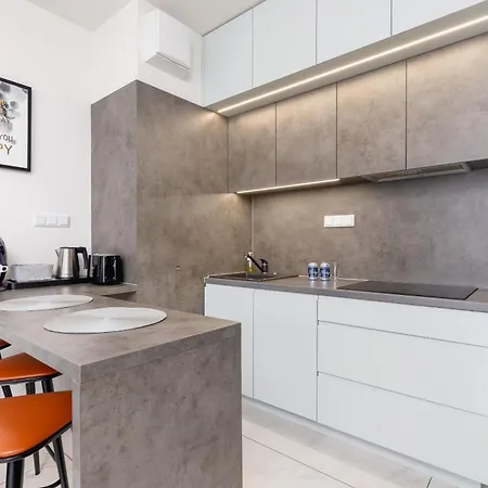 Modern Old Town Cracow By Renters Apartament Kraków